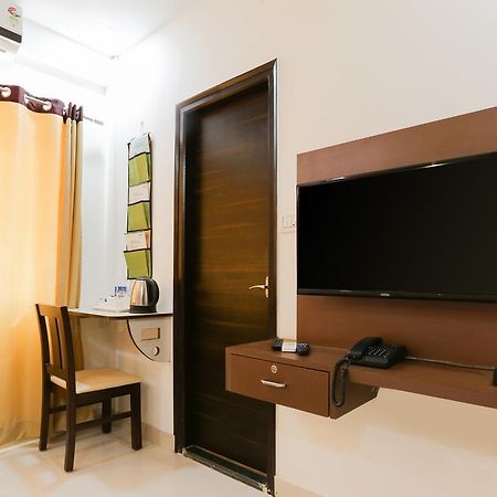 Itsy Hotels Worldtree Bellandur Bangalore Extérieur photo