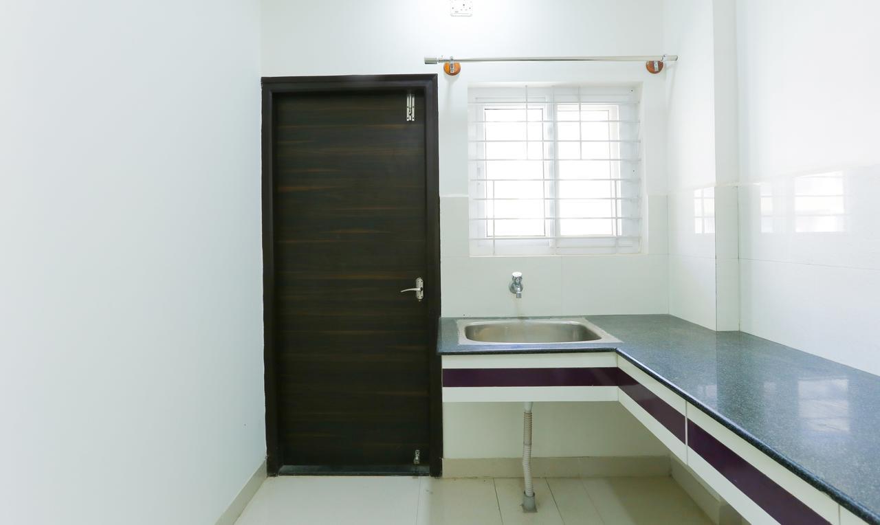 Itsy Hotels Worldtree Bellandur Bangalore Extérieur photo