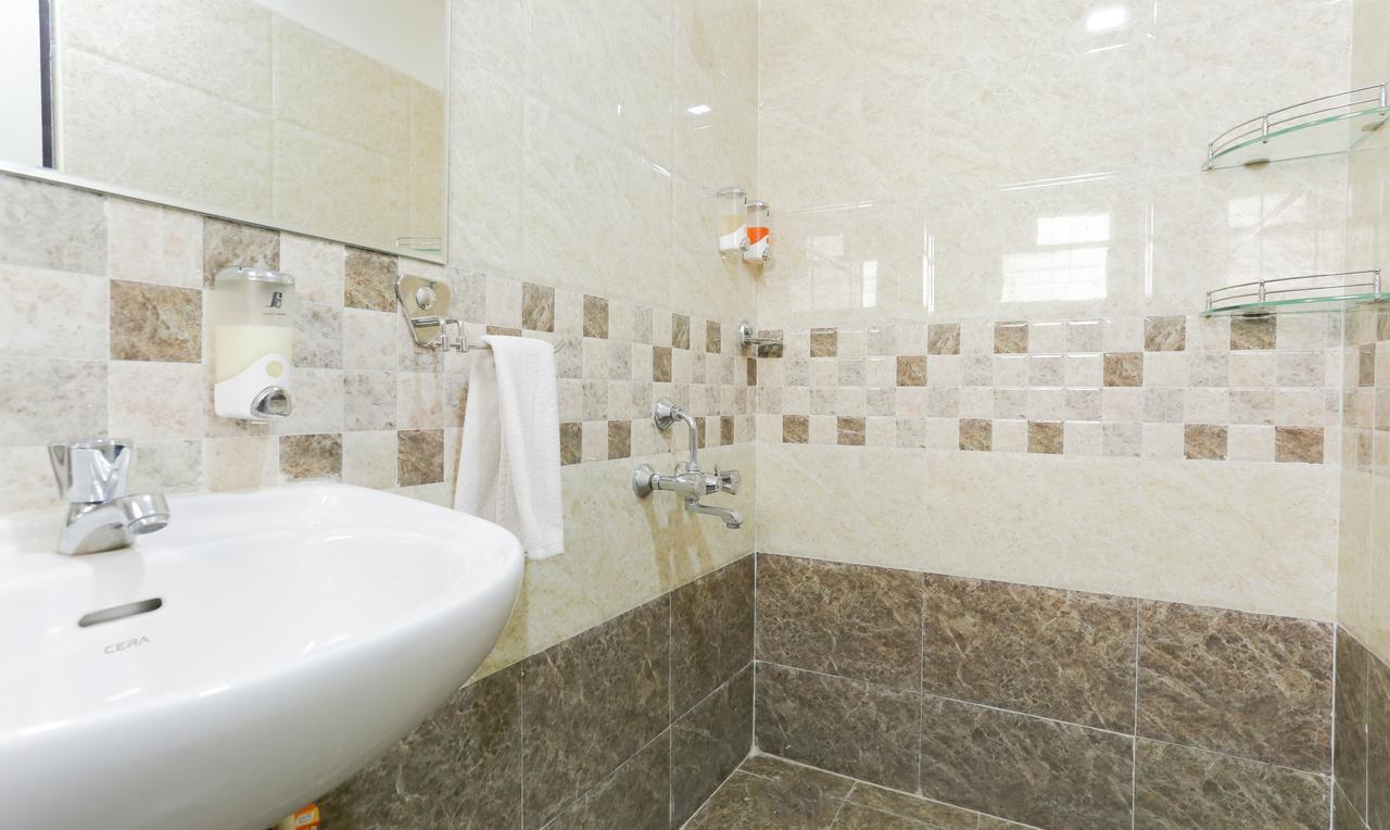 Itsy Hotels Worldtree Bellandur Bangalore Extérieur photo
