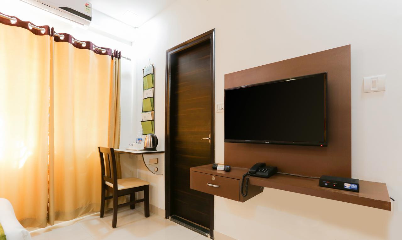 Itsy Hotels Worldtree Bellandur Bangalore Extérieur photo