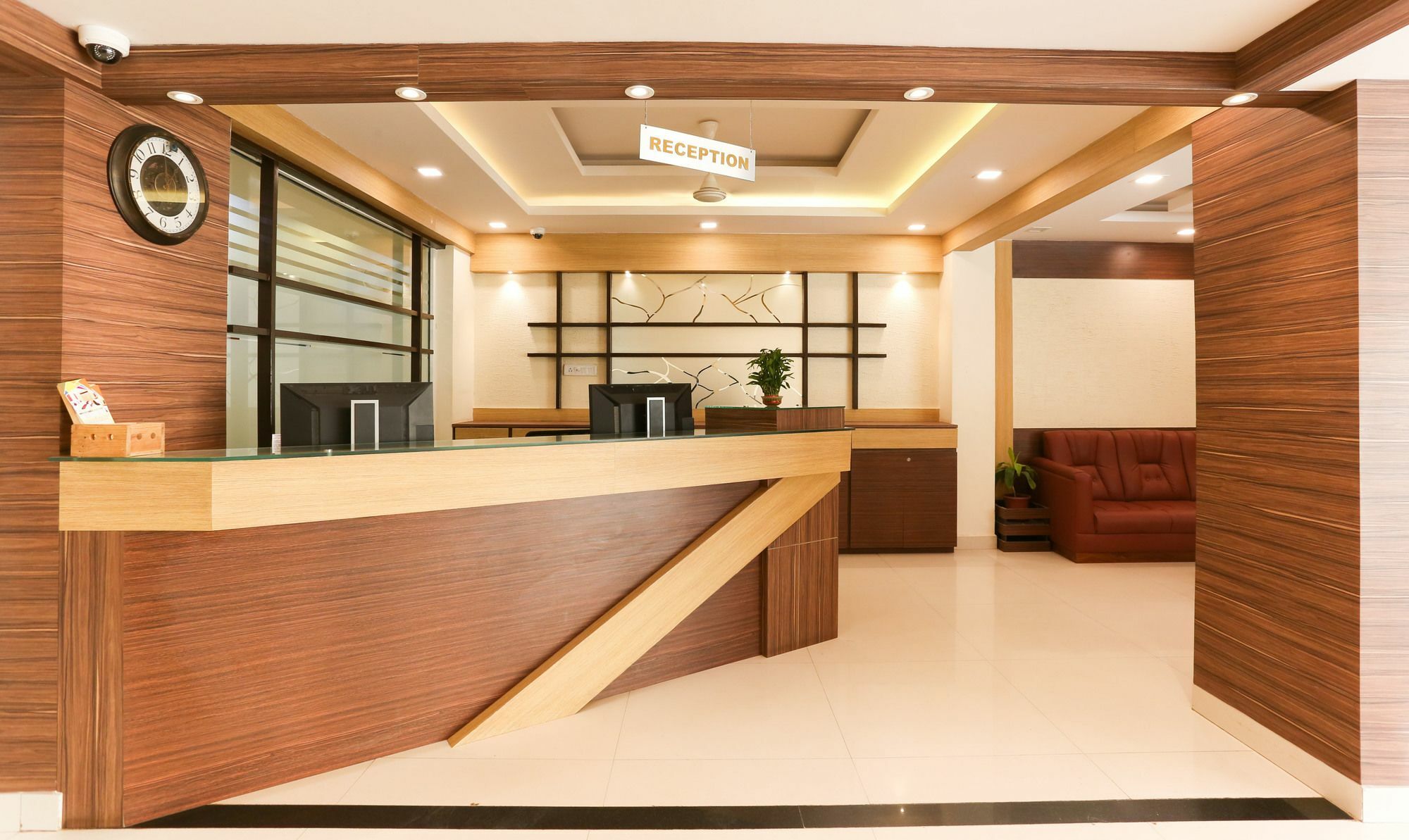 Itsy Hotels Worldtree Bellandur Bangalore Extérieur photo
